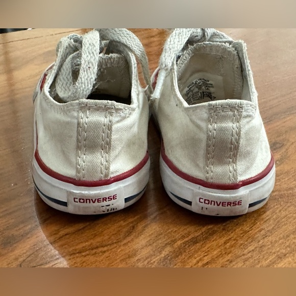 Converse Kids Chuck Taylor All Star Low Top Sneakers – White, Size 7 Infant - Picture 3 of 7